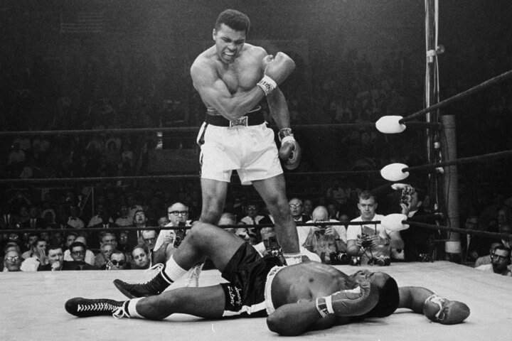 Muhammad Ali dies